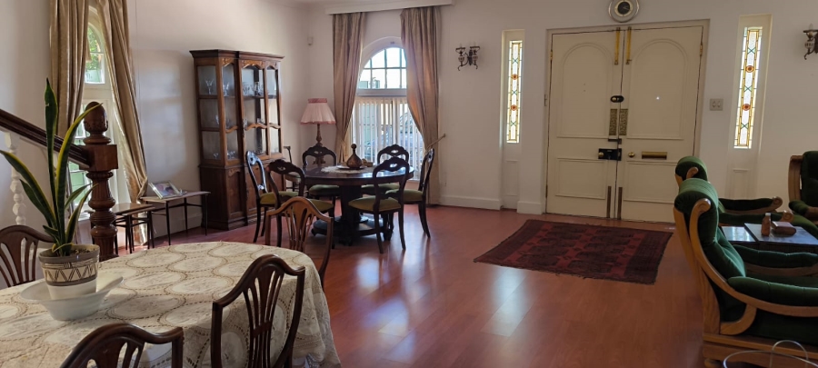 5 Bedroom Property for Sale in Wynberg Western Cape